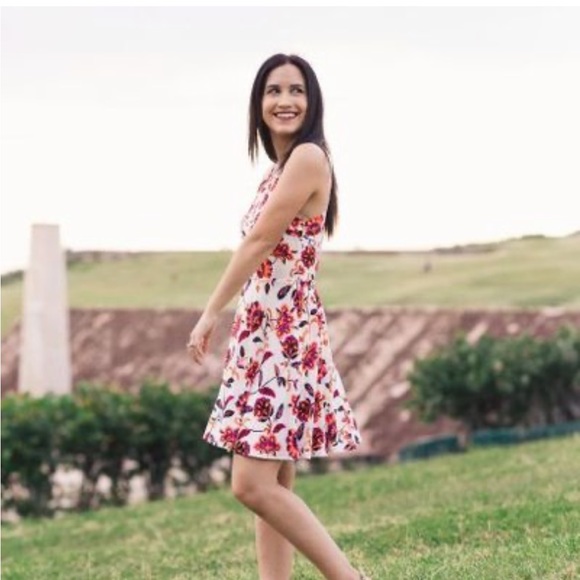 Express Floral High Neck Skater Mini Dress Garden Tea Party Bidgerton Size 6 - Picture 1 of 7